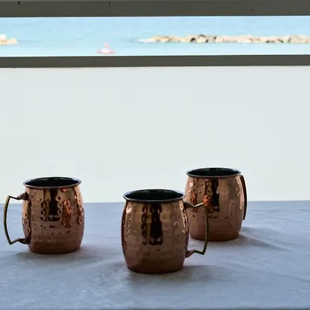 Отель Embassy 3*