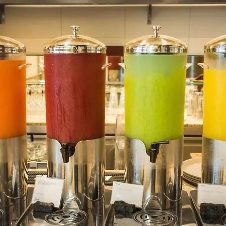 Отель Embassy 3*