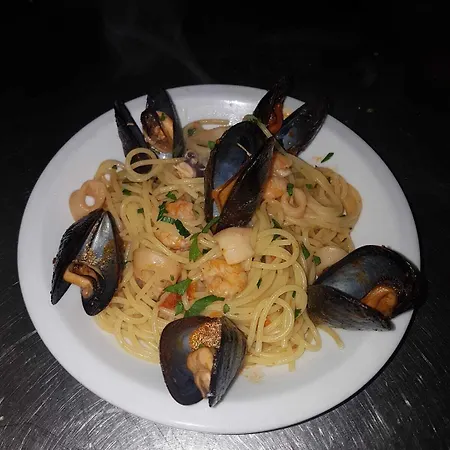 Embassy Отель 3*