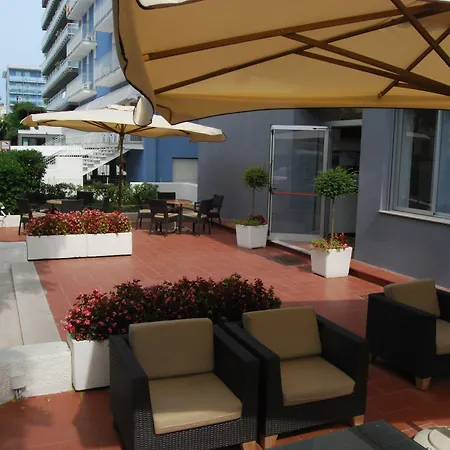 Hotell Embassy Pesaro
