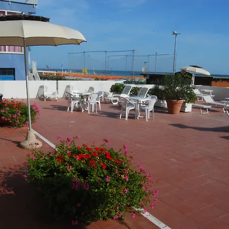 Hotell Embassy