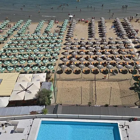 Embassy Hotell Pesaro