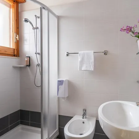 Embassy Hotell Pesaro