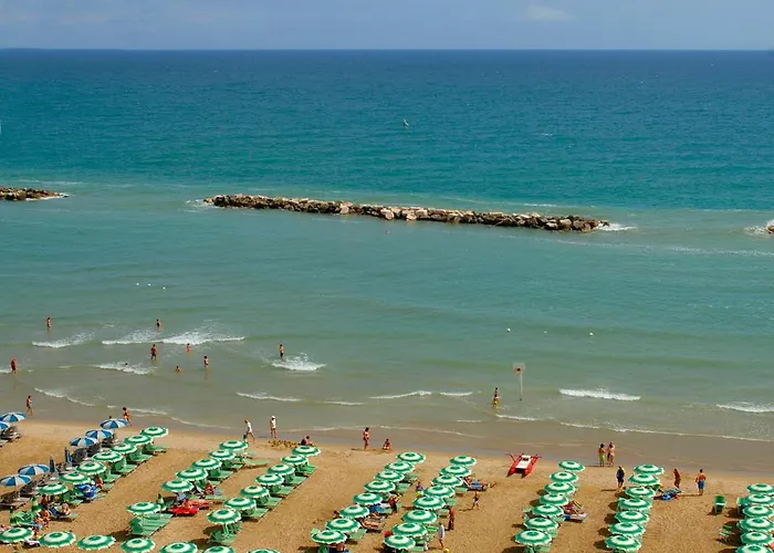 Embassy Готель 3*