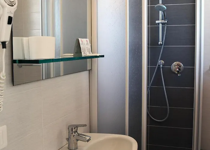 Hotell Embassy Pesaro