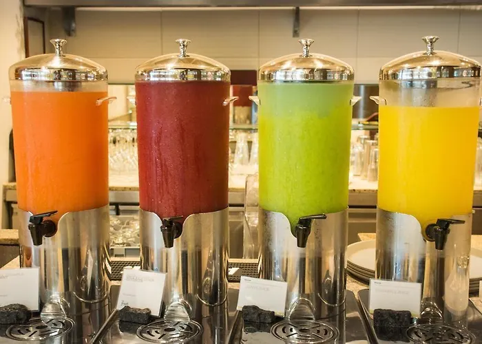 Готель Embassy 3*