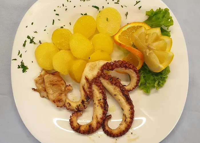 Embassy Пезаро